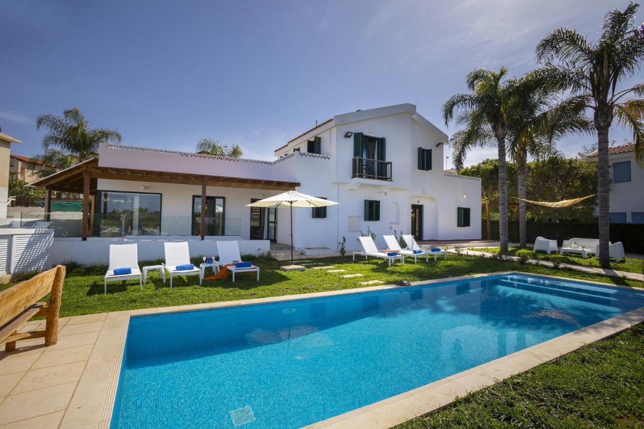 The Apple Tree Villa Protaras Exterior photo