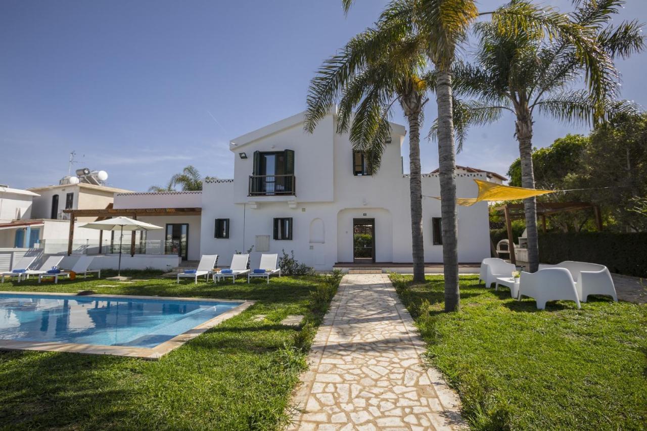 The Apple Tree Villa Protaras Exterior photo